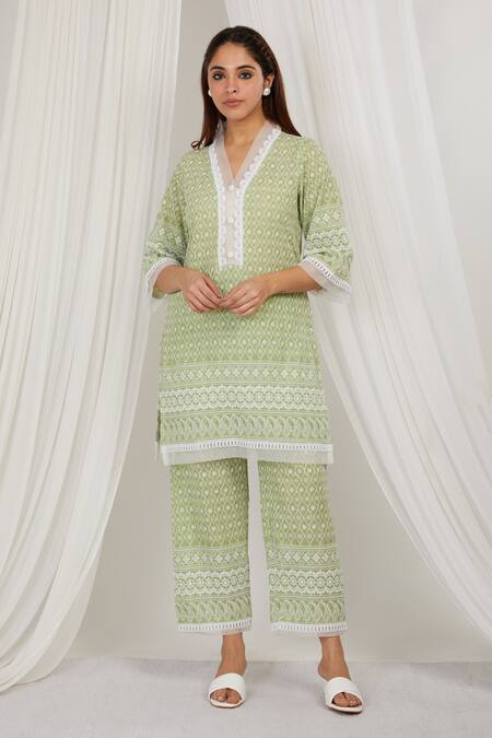 Shop Label Muslin Green Cotton Lace V-neck Avocado Embroidered Kurta With Pant Online at Aza Fashions Shop_Label Muslin_Green Cotton Lace V-neck Avocado Embroidered Kurta With Pant _Online_at_Aza_Fashions
