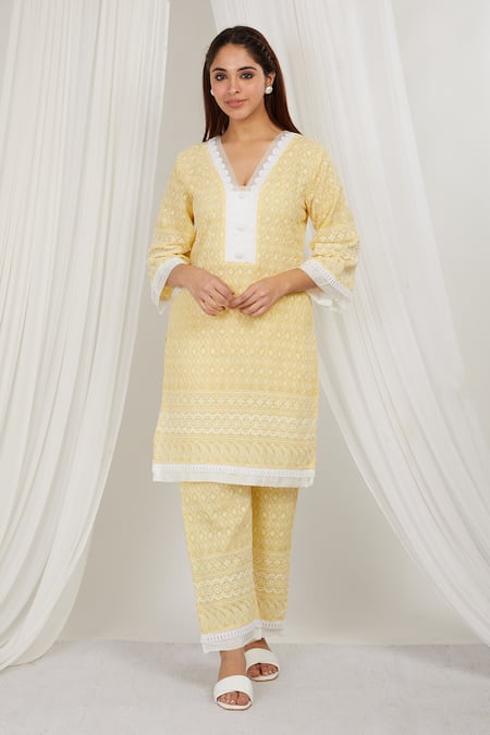 Label Muslin Yellow Cotton Lace, Embroidery V-neck Scalloped Kurta With Pant 