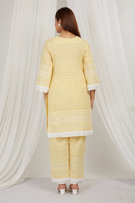 Shop Label Muslin Yellow Cotton Lace, Embroidery V-neck Scalloped Kurta With Pant at Aza Fashions Shop_Label Muslin_Yellow Cotton Lace, Embroidery V-neck Scalloped Kurta With Pant _at_Aza_Fashions
