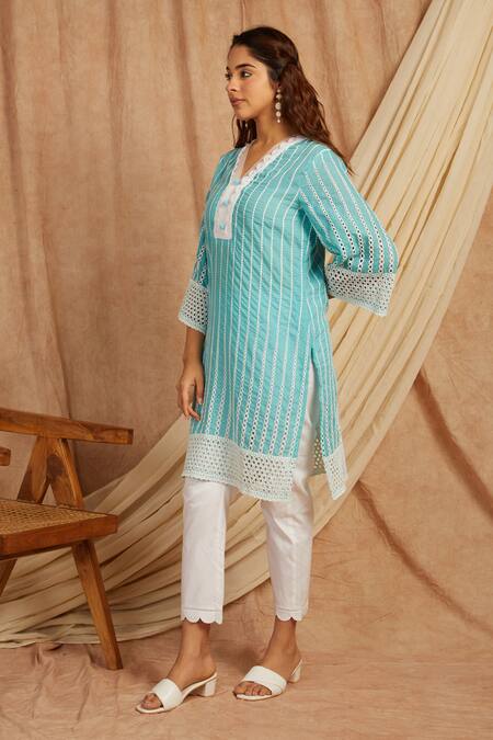 Label Muslin_Blue Cotton Embroidery V-neck Kurta And Pant Set _Online_at_Aza_Fashions