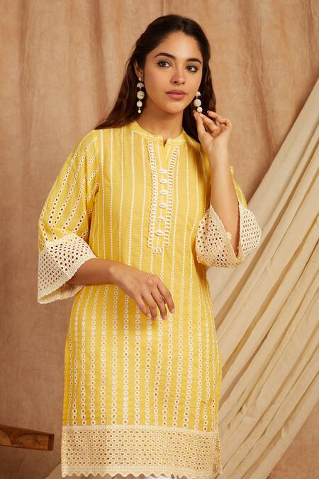 Label Muslin Yellow Cotton Embroidery Bandeau Neck Thread Kurta And Pant Set at Aza Fashions Label Muslin_Yellow Cotton Embroidery Bandeau Neck Thread Kurta And Pant Set _at_Aza_Fashions