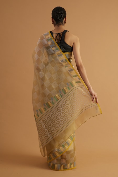Neitri Yamuna Checkered Mania Woven Organza Saree 