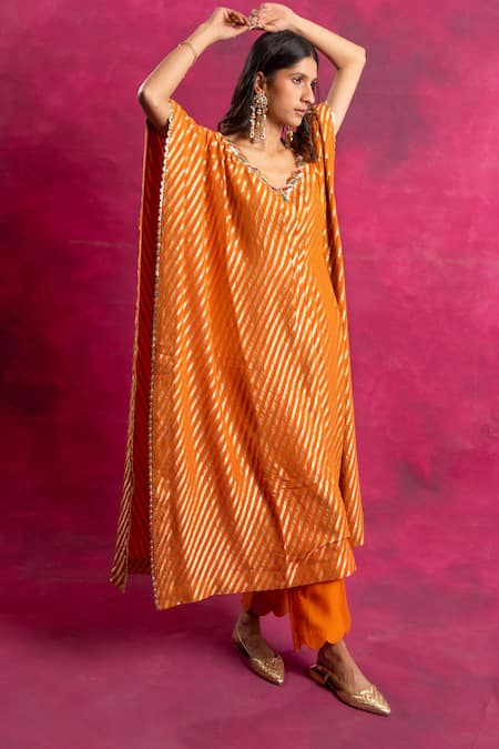 Buy_Neitri_Orange Georgette, Silk Embroidery Round Neck Leheriya Pattern Kaftan And Pant Set 