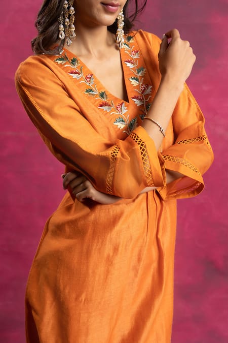 Shop Neitri Orange Silk Embroidery V-neck Kurta And Pant Set Online at Aza Fashions Shop_Neitri_Orange Silk Embroidery V-neck Kurta And Pant Set _Online_at_Aza_Fashions