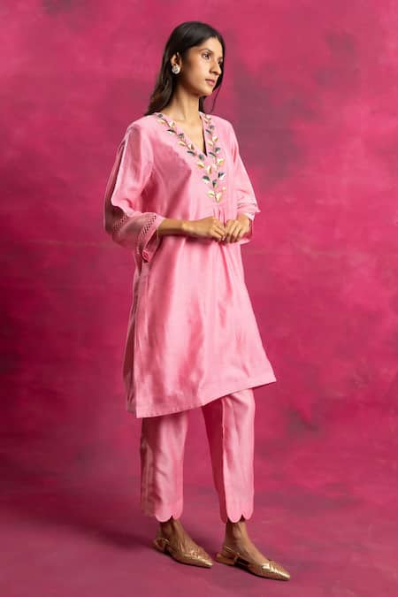 Shop Neitri Pink Silk Embroidery V-neck Roopsaar Neckline Kurta And Pant Set at Aza Fashions Shop_Neitri_Pink Silk Embroidery V-neck Roopsaar Neckline Kurta And Pant Set _at_Aza_Fashions