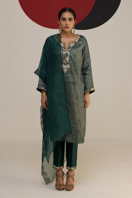 Neitri_Green Tissue Embroidery, Zari Split V-neck Madhubala Kurta Pant Set _Online_at_Aza_Fashions