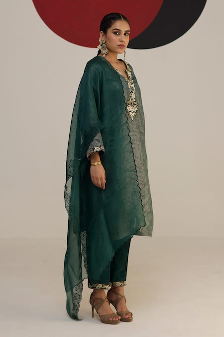 Buy_Neitri_Green Tissue Embroidery, Zari Split V-neck Madhubala Kurta Pant Set _Online_at_Aza_Fashions