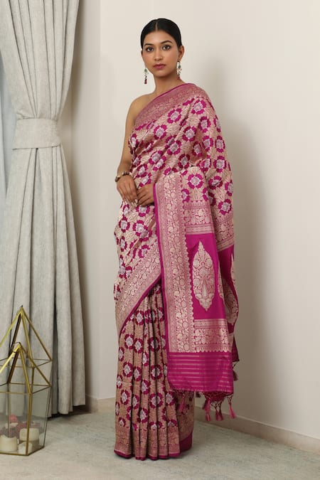 Neitri Pink Silk Zari Rattna Floral Jaali Woven Banarasi Saree Online at Aza Fashions Neitri_Pink Silk Zari Rattna Floral Jaali Woven Banarasi Saree _Online_at_Aza_Fashions