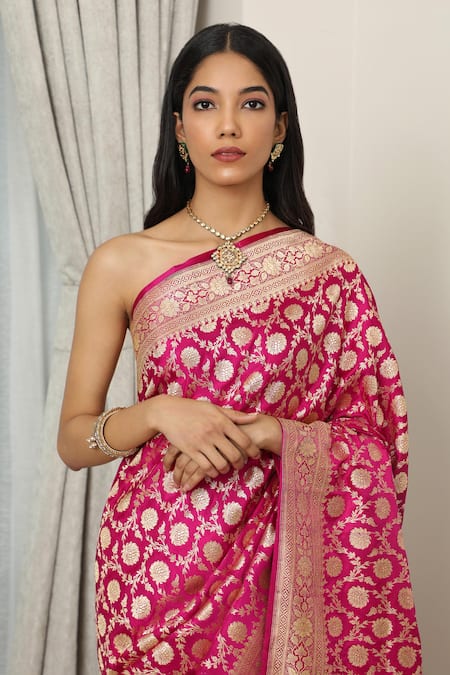 Neitri Mallika Floral Vine Woven Banarasi Saree 