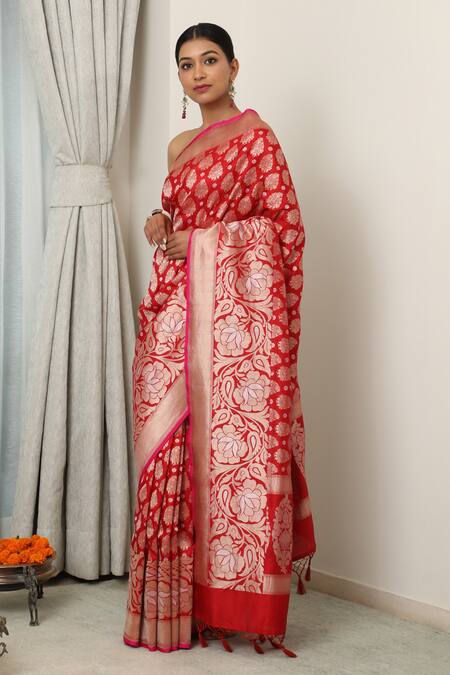 Buy_Neitri_Red Silk Zari Padma Woven Floral Butti Banarasi Saree_Online_at_Aza_Fashions