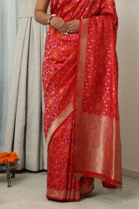 Neitri_Red Brocade Zari Sheeba Woven Meenakari Floral Vine Banarasi Saree_Online_at_Aza_Fashions