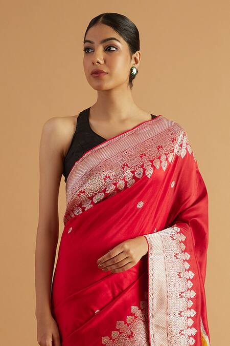 Buy Neitri Red Brocade Zari Rekha Floral Checkered Border Banarasi Saree Online at Aza Fashions Buy_Neitri_Red Brocade Zari Rekha Floral Checkered Border Banarasi Saree _Online_at_Aza_Fashions
