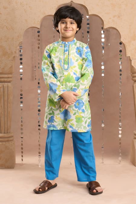 LIL DRAMA Green Cambric Print Floral Bloom Kurta With Pyjama 