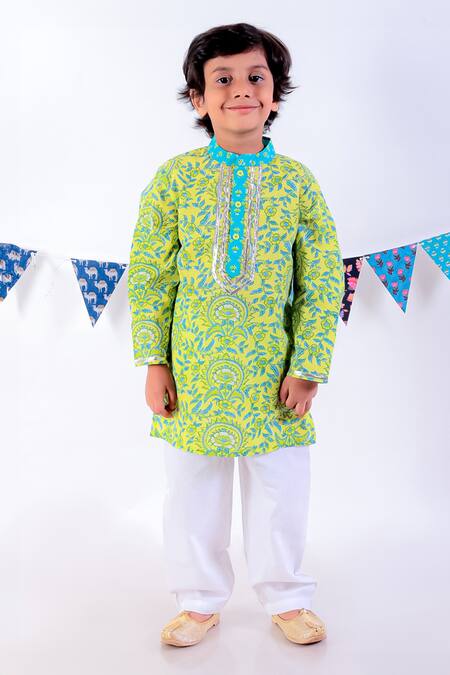 Buy Lil Drama Green Cotton Embroidery Floral Butti Print Bundi Kurta Set Online at Aza Fashions Buy_Lil Drama_Green Cotton Embroidery Floral Butti Print Bundi Kurta Set _Online_at_Aza_Fashions
