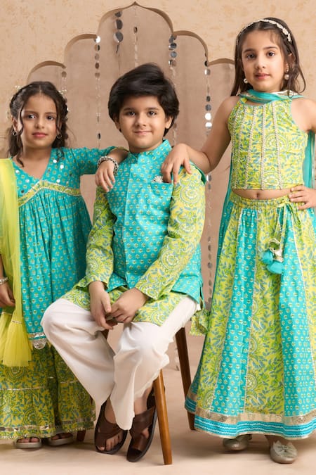 Buy Lil Drama Green Cotton Embroidery Floral Butti Print Bundi Kurta Set Buy_Lil Drama_Green Cotton Embroidery Floral Butti Print Bundi Kurta Set