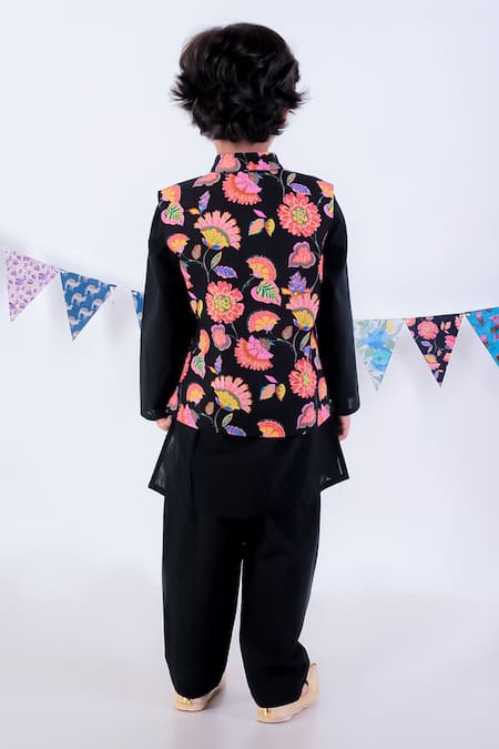 Shop_Lil Drama_Black Cotton Floral Bloom Print Bundi Kurta Set _at_Aza_Fashions