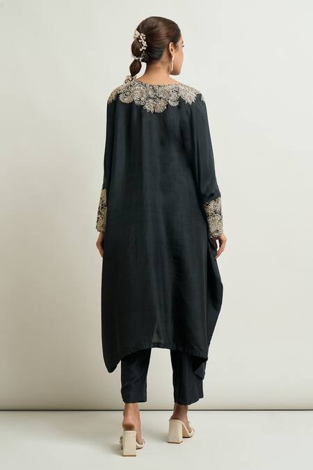 Shop Mrunalini Rao Black Embroidery Round Neck Paisley Kaftan And Pant Set at Aza Fashions Shop_Mrunalini Rao_Black Embroidery Round Neck Paisley Kaftan And Pant Set_at_Aza_Fashions