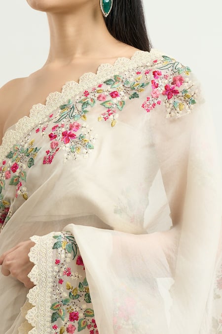 Anushree Reddy_Ivory Organza Embroidery Floral Saree With Unstitched Blouse Piece _Online_at_Aza_Fashions