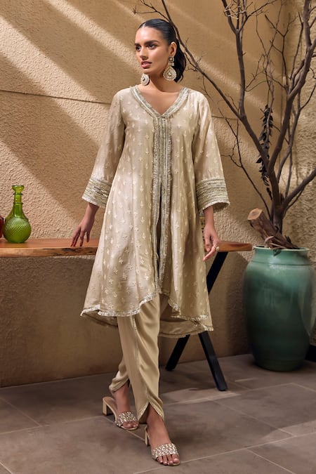 Mustard Moon By Neyha And Vrinda Beige Chanderi Silk, Modal Lace, Embroidery V-neck Kurta And Tulip Pant Set Online at Aza Fashions Mustard Moon By Neyha And Vrinda_Beige Chanderi Silk, Modal Lace, Embroidery V-neck Kurta And Tulip Pant Set _Online_at_Aza_Fashions