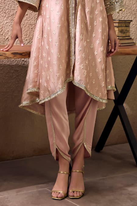 Buy_Mustard Moon By Neyha And Vrinda_Pink Chanderi Silk, Modal, Satin Lace V-neck Embroidered Kurta And Tulip Pant Set _Online_at_Aza_Fashions