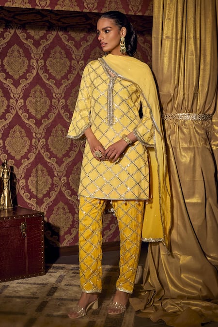 Mustard Moon by Neyha and Vrinda Checkered Embroidered Kurta Pant Set 