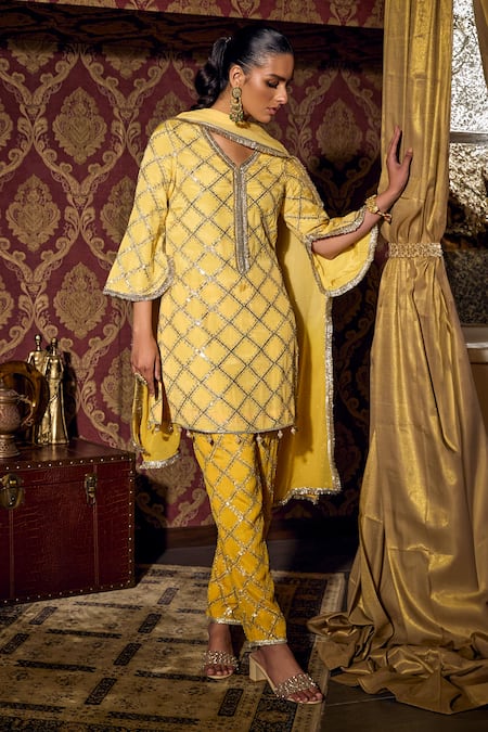 Shop_Mustard Moon By Neyha And Vrinda_Yellow Georgette Embroidery V-neck Checkered Kurta Pant Set _Online_at_Aza_Fashions
