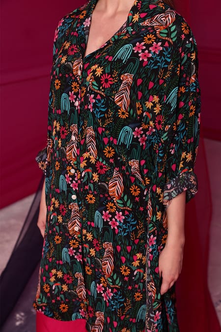 Meher By Islie Black Crepe Collared Jungle Safari Print Shirt Kurta And Pant Set Online at Aza Fashions Meher By Islie_Black Crepe Collared Jungle Safari Print Shirt Kurta And Pant Set _Online_at_Aza_Fashions