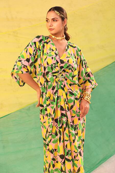 Buy Meher By Islie Green Crepe Plunge Neck Lemon Zest Print Kurta And Pant Set Online at Aza Fashions Buy_Meher By Islie_Green Crepe Plunge Neck Lemon Zest Print Kurta And Pant Set _Online_at_Aza_Fashions