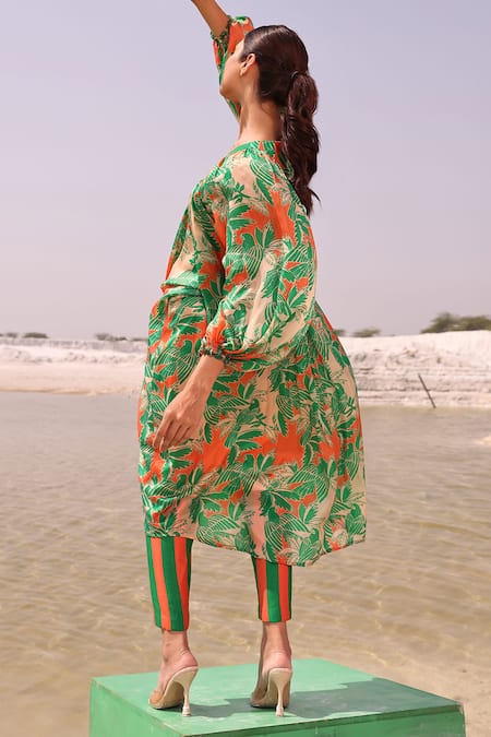 Shop Meher By Islie Pink Silk Embroidery Round Neck Parrot Paradise Print Kurta And Pant Set at Aza Fashions Shop_Meher By Islie_Pink Silk Embroidery Round Neck Parrot Paradise Print Kurta And Pant Set _at_Aza_Fashions