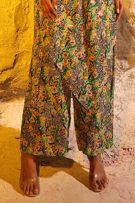 Meher By Islie Multi Color Crepe V-neck Zebrula Print Kaftan And Pant Set Online at Aza Fashions Meher By Islie_Multi Color Crepe V-neck Zebrula Print Kaftan And Pant Set _Online_at_Aza_Fashions