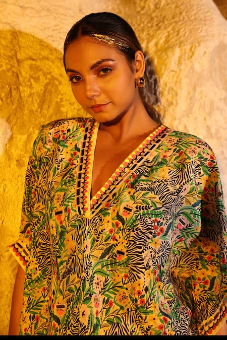 Shop Meher By Islie Multi Color Crepe V-neck Zebrula Print Kaftan And Pant Set Online at Aza Fashions Shop_Meher By Islie_Multi Color Crepe V-neck Zebrula Print Kaftan And Pant Set _Online_at_Aza_Fashions