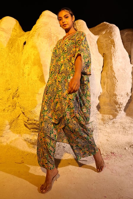 Shop Meher By Islie Multi Color Crepe V-neck Zebrula Print Kaftan And Pant Set at Aza Fashions Shop_Meher By Islie_Multi Color Crepe V-neck Zebrula Print Kaftan And Pant Set _at_Aza_Fashions