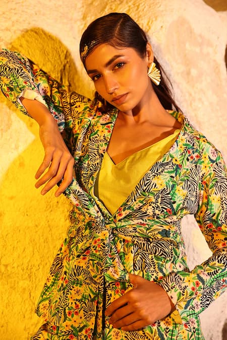 Buy Meher By Islie Multi Color Crepe Open Neck Zebrula Print Coat Set Online at Aza Fashions Buy_Meher By Islie_Multi Color Crepe Open Neck Zebrula Print Coat Set _Online_at_Aza_Fashions