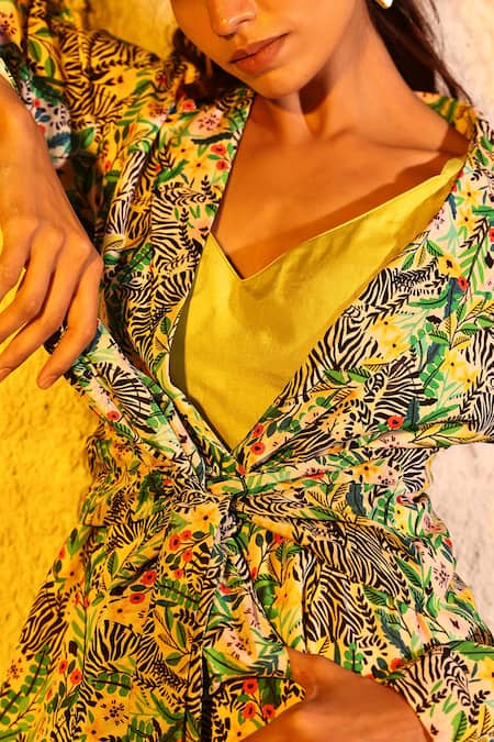 Shop Meher By Islie Multi Color Crepe Open Neck Zebrula Print Coat Set Online at Aza Fashions Shop_Meher By Islie_Multi Color Crepe Open Neck Zebrula Print Coat Set _Online_at_Aza_Fashions