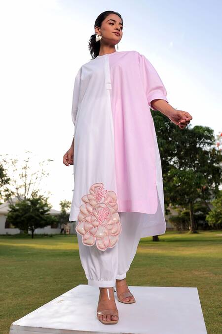 Buy Meher By Islie White Cotton Applique, Jewelled Botanical Bloom Color Block Kurta With Pant Online at Aza Fashions Buy_Meher By Islie_White Cotton Applique, Jewelled Botanical Bloom Color Block Kurta With Pant _Online_at_Aza_Fashions
