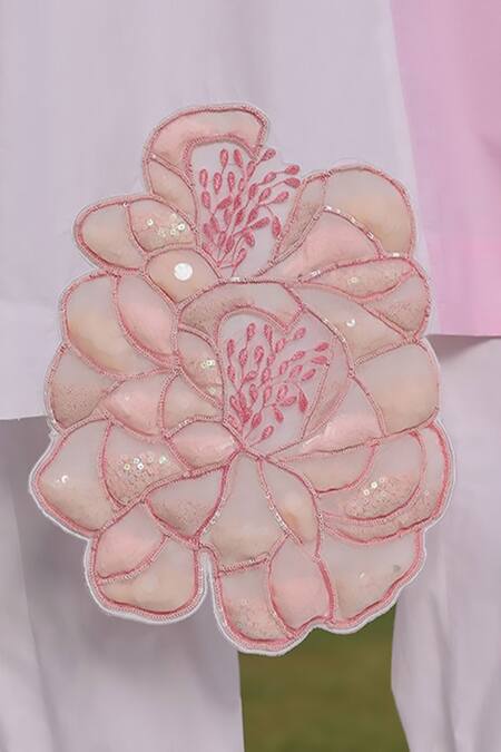 Shop Meher By Islie White Cotton Applique, Jewelled Botanical Bloom Color Block Kurta With Pant Online at Aza Fashions Shop_Meher By Islie_White Cotton Applique, Jewelled Botanical Bloom Color Block Kurta With Pant _Online_at_Aza_Fashions