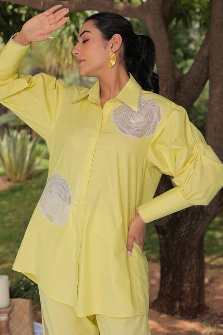 Meher By Islie Green Cotton Embroidery Collared Rose Applique Shirt With Pant Online at Aza Fashions Meher By Islie_Green Cotton Embroidery Collared Rose Applique Shirt With Pant _Online_at_Aza_Fashions