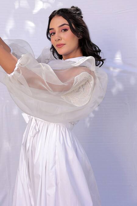 Meher By Islie White Cotton Applique Round Neck Rose Puffy Sleeve Dress at Aza Fashions Meher By Islie_White Cotton Applique Round Neck Rose Puffy Sleeve Dress _at_Aza_Fashions