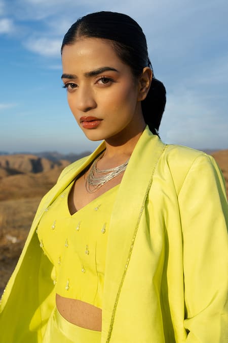 Buy Meher By Islie Green Crepe Beads Sweetheart Neck, Shawl Boss Lady Embellished Jacket Pant Set Online at Aza Fashions Buy_Meher By Islie_Green Crepe Beads Sweetheart Neck, Shawl Boss Lady Embellished Jacket Pant Set _Online_at_Aza_Fashions