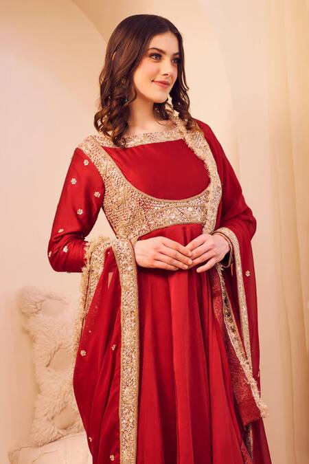 Swish By Dolcy And Simran_Maroon Satin, Silk, Linen Meherbaan Ditsy Bloom Embroidered Anarkali Set_Online_at_Aza_Fashions