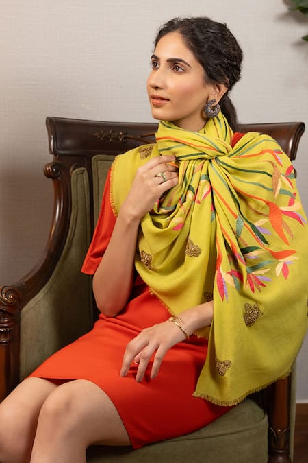 Mauli Cashmere_Green Paradise Bloom Embroidered Stole_Online_at_Aza_Fashions