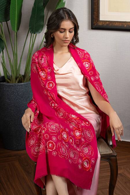 Mauli Cashmere_Pink Floral Bliss Embroidered Stole_Online_at_Aza_Fashions
