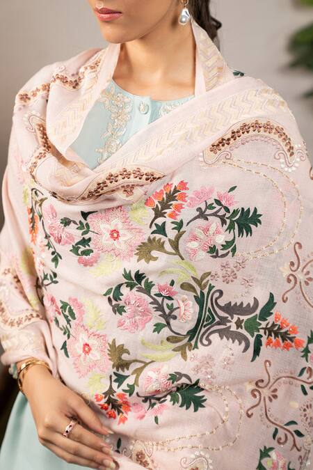 Buy_Mauli Cashmere_White Roman Times Embroidered Stole_Online_at_Aza_Fashions