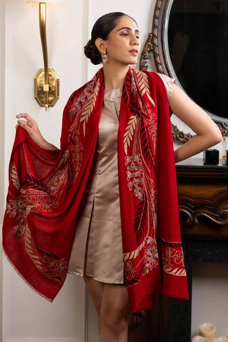 Mauli Cashmere_Red Leafy Affair Embroidered Stole_Online_at_Aza_Fashions