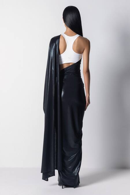 Shop_431-88 By Shweta Kapur_Black Linen Rida Solid Sari 20_at_Aza_Fashions