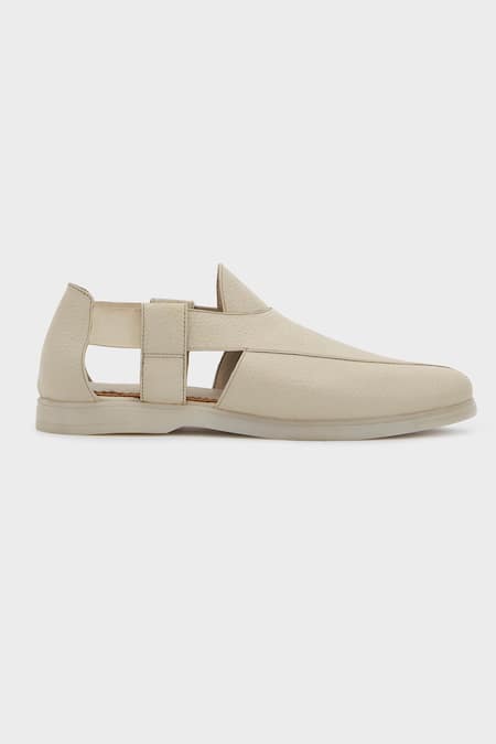 Buy_Nauvab_Off White Peshawari Leather Plain Floaters _Online_at_Aza_Fashions
