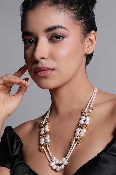 XAGO Le Mateo Mother Of Pearl & Kundan Embellished Necklace 