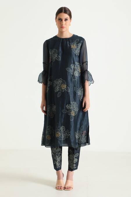Arcvsh By Pallavi Singh_Blue Silk, Chanderi Embroidery Round Neck Floral Print Tunic Pant Set _Online_at_Aza_Fashions