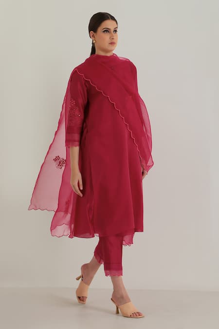 Buy_Arcvsh By Pallavi Singh_Fuchsia Organza, Silk, Chanderi Embroidery, Floral Sleeve Kurta Pant Set _Online_at_Aza_Fashions
