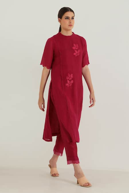 Shop_Arcvsh By Pallavi Singh_Fuchsia Gabardine, Silk Embroidery Round Neck Floral Thread Kurta And Pant Set _Online_at_Aza_Fashions